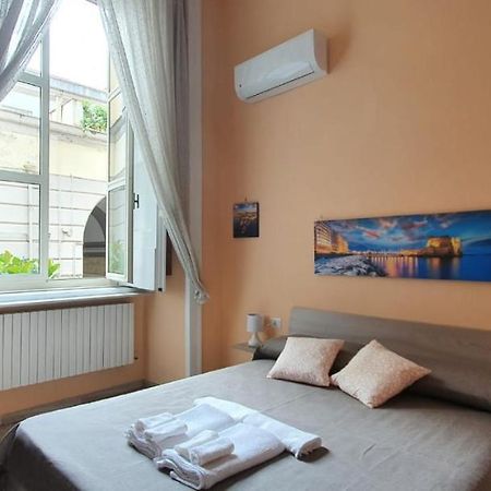 Le Vie Del Centro - B&B Наполи Екстериор снимка